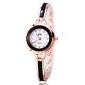 Orologio al quarzo da donna color oro rosa con cinturino a catena in smalto nero - Nero con bordo dorato