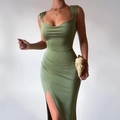 Robe moulante vert herbe sans manches dos nu avec fente haute et détails froncés - Vert