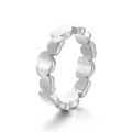 Ring aus gebürstetem Edelstahl in Silber mit einem durchgehenden Herzmuster - US 6 / Silber Stil (KR108128-K)
