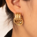Elegante 18K vergoldete Edelstahl-Ohrringe mit dreifacher Schicht und gedrehtem Design - Gold Dreilagig Gewinde Rohr Stil (BJGE0700)