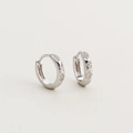 Orecchini a cerchio in argento sterling S925 con tre delicati disegni di fiori di prugna - Argento 925 / Oro Bianco