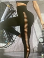 Leggings de yoga negros de cintura alta con aberturas laterales cruzadas y efecto levanta cola - S / Negro