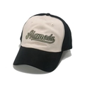 Gorra de béisbol clásica bicolor negra y beige con diseño bordado de Alameda - Negro y Crema (Bordado Verde)