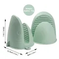 Shark-shaped light green silicone oven mitts 2-pack with non-slip grip and hanging hole - Large Thickened / Mugwort Green