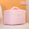 Beauty case trapuntato rosa con motivo a coniglio e doppia cerniera misura 23x16x14cm - Coniglietto Rosa