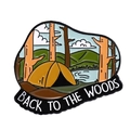 Outdoor kamperen emaille speld met bergen en meer en tekst Back To The Woods - Boskamperen-BACK TO THE WOODS