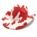 Détail de la texture pelucheuse à motif vache rouge et blanc sur un chapeau de cowboy - M (56-58cm) / Rouge