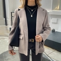Elegante chaqueta de tweed de lana beige para mujer con detalles de flecos chic - S / Caqui