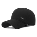Herren Winter Baseballkappe in Schwarz mit Ohrenschutz und Sport Metall-Abzeichen - Schwarz / Verstellbar