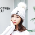 Weiße Strickmütze mit Bommel und Fleecefutter für Damen im Winter für draußen - Nur Mütze / Weiß