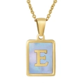 Collier en acier inoxydable doré 18K avec nacre rose et pendentif lettre E - Lettre E Dorée (Avec Chaîne)