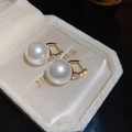 Elegant gold hoop earrings with white pearls and sparkling cubic zirconia details - Gold - White Four Diamonds (32# Earring Post)