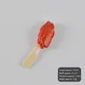 Realistische PVC-sleutelhanger van een gegrilde kippenvleugel met houten spiesje - Middelste kippenvleugel spies / Model (Geen sleutelhanger)