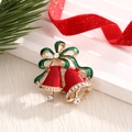 Broche de campana navideña roja con lazo de esmalte verde y brillantes diamantes - Br0013