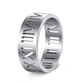 Anello in acciaio al titanio argento 8mm con numeri romani traforati e lucidi - US 10 / Argento