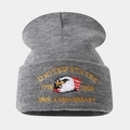 Graue Strickmütze zum 250. Jubiläum der USA mit Weißkopfseeadler und Stickerei - Melange Grau