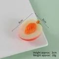 Miniatur-Anhänger aus PVC mit realistischer Pfirsichhälfte und detailliertem Kern - Pfirsich - Ohne Schlüsselanhänger (Mit Ring)