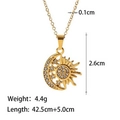 Collana dorata con ciondolo sole e luna, zirconi incastonati e specifiche dimensionali - Stile Combinazione Sole Luna Stella (KN232700)