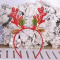 Cerchietto natalizio con corna di renna glitterate, aghi di pino e campanelli per capelli - Stile decorativo in corna rosse