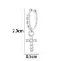 Manchette d'oreille à pendentif croix argenté avec zircons d'une longueur de 2,0 cm - Forme de croix (2624-10#) / Argent
