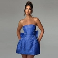 Robe mini bustier en jacquard bleu roi élégante avec un grand nœud décoratif au dos - M / Bleu Marine
