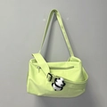 Sac de sport vert clair avec bandoulière réglable et pendentif panda décoratif - Vert + Panda