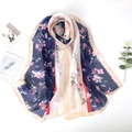 Leichter Chiffon-Schal mit Blumenmuster in Marineblau und Rosa, modische Stola für Damen - 150*50cm / Marineblau