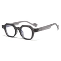 Gafas de sol retro poligonales en gris translúcido con montura gruesa y remaches - Gafas Poligonales Anti Luz Azul / Montura Gris Transparente Lentes Anti Luz Azul
