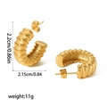 Détail des boucles d'oreilles rayées en forme de C plaquées or 18 carats avec dimensions - Te6426-g
