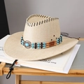 Detail van witte strooien cowboyhoed met turquoise kralen en zwarte stiksels aan de rand - Volwassene (55-60cm) / Wit
