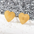 Boucles d'oreilles cœur plaqué or 18 carats avec texture soleil rayonnante - Cœur Texturé