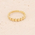 Anello a stella dorato regolabile con zirconi cubici su sfondo di roccia naturale - Aperto Regolabile / Stile Stella d'Oro(3#)