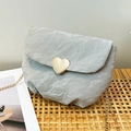 Mini sac selle à texture marbre avec boucle coeur dorée et fine bandoulière - Gris