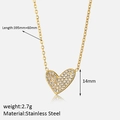 Dettaglio della collana con cuore con dimensioni 395mm di lunghezza e peso 2,7g - Collana