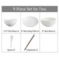 Service de table 9 pièces en céramique blanche pour deux avec motifs en relief - Service de table à relief pour couple (Comprend bols, assiettes, cuillères, baguettes en bois)