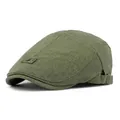 Retro linen flat cap in green with adjustable metal buckle and woven texture - Adjustable / Green