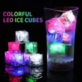Luminous LED ice cubes with colorful glow for drinks in bar and wedding party decor - Multicolor Slow Flash