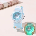 Hellblaue Einhorn-Kinderuhr mit leuchtendem LED-Licht und Silikonarmband mit Druck - Himmelblau