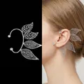 Silver leaf vein ear cuff with sparkling rhinestones in a minimalist forest style - MY34177-Silver Leaf Vein Rhinestone Ear Hook Single