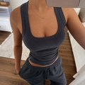 Conjunto de yoga acanalado para mujer con top corto gris oscuro y leggings deportivos a juego - S / Gris