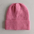 Classic bright pink ribbed knit beanie for women made of warm winter thermal wool - Hot Pink
