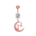 Vista dettagliata del piercing all'ombelico in oro rosa con luna in zircone, gatto e stella - Oro Rosa Mezzaluna Gatto Stella Pendente