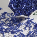 Cylindrical blue silver-lined glass bugle beads for DIY jewelry and sewing crafts - Diameter approx 2mm x Length approx 7mm 15g/Pack Approx 300 Pieces / Sapphire Blue