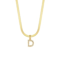 Collana a catena piatta dorata con ciondolo a lettera D con perle incastonate da donna - Stile D