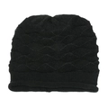 Detalle del gorro de punto negro con textura de ondas y diseño de borde doblado - M (56-58cm) / Negro