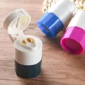 Tragbarer blauer Tablettenteiler und Mühle mit Edelstahlklinge für genaue Medikamentendosen - Rosa 3-in-1 Tablettenschleifer Schneider Aufbewahrung