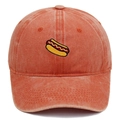 Casquette de baseball vintage en coton lavé avec broderie détaillée de hot-dog - Orange