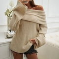 Elegante beige off-shoulder gebreide trui met geribbelde textuur en een losse pasvorm - S / Abrikoos