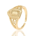 Anillo religioso dorado con escudo de la Virgen María y cruces caladas laterales - Ce00767dx / Abierto Ajustable