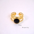 Macro detail of gold stainless steel ring with 10mm black stone inlay, weight 3.6g - Black Agate